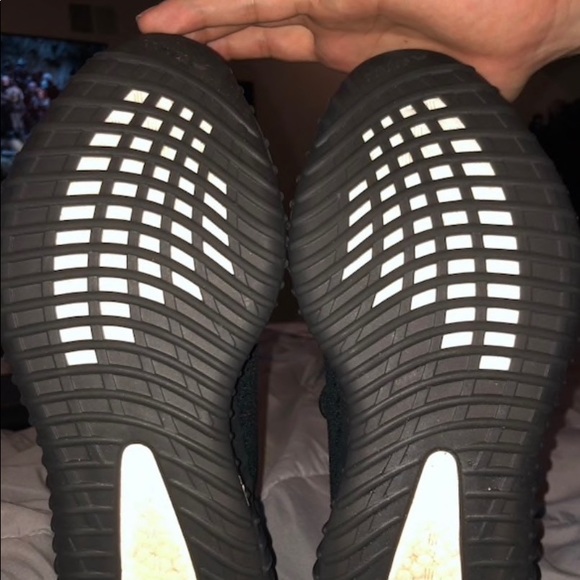 Yeezy boost 350 v2 - Picture 1 of 2
